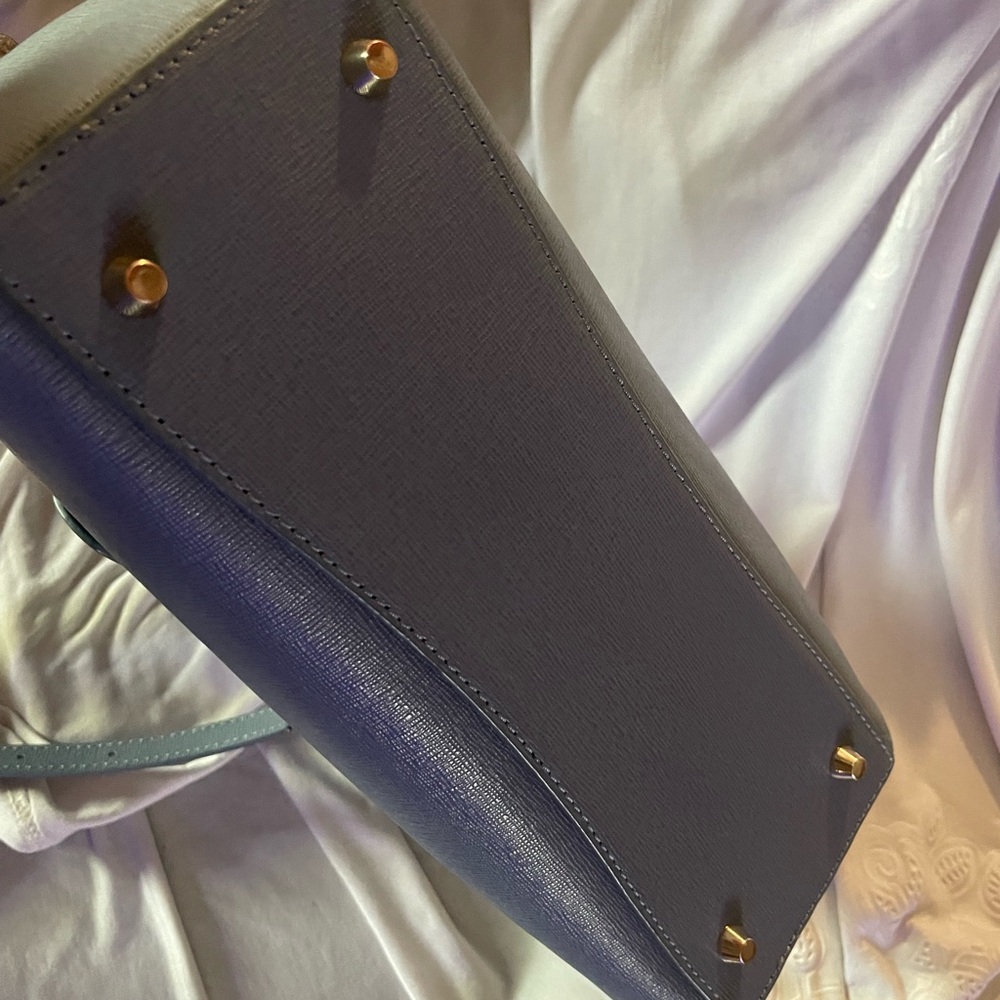 Furla blue hand bag clean inside and outside - Picture 4 of 6